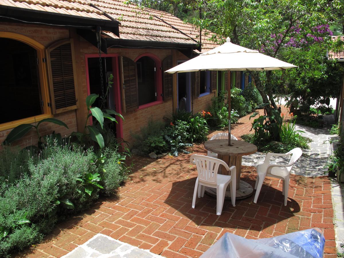 Vila Baltica Chales Campos do Jordao Luaran gambar